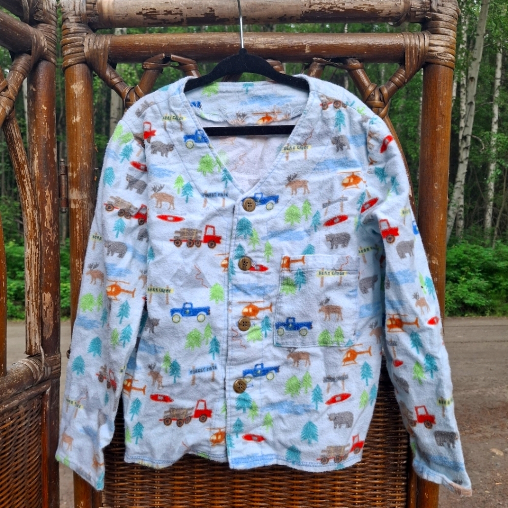 🍀 3/15 Kids' Patterned Button-Up Shirt